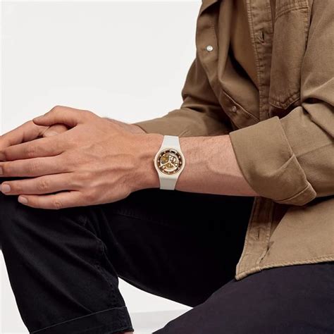 Мужские часы Swatch — купить мужские наручные часы Свотч на официальном ...
