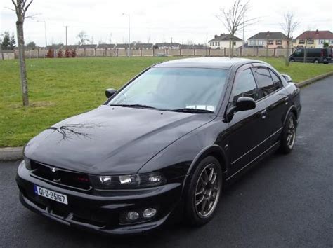 MITSUBISHI GALANT - Review and photos
