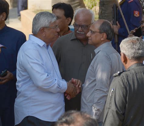 Veteran industrialist SM Muneer funeral prayers offered.