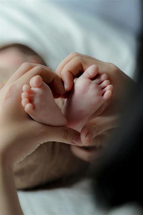 Mia Khalifa Foot Photos, Download The BEST Free Mia Khalifa Foot Stock