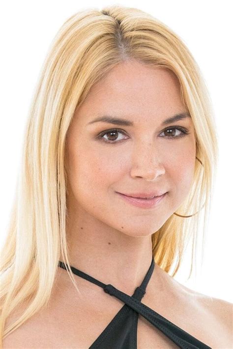 The Sarah VandeKka Story: It's More Inspiring Than You Think - yav5e44