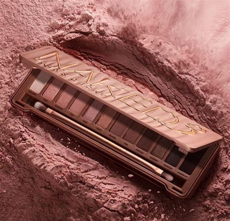 Urban decay Палитра теней для век NAKED 3 - купить с доставкой по ...