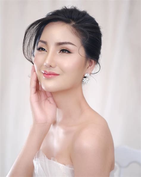 Lin Linyarat – Most Cute Thailand Transgender Girl Model Photoshoot