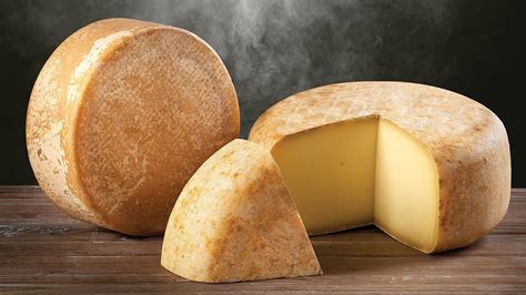 structure   cheese wheel   important    expect