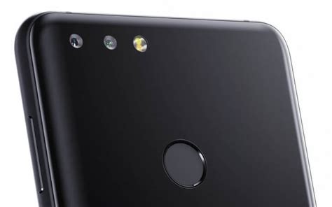 Yandex.Phone – ich pierwszy smartfon z androidem!
