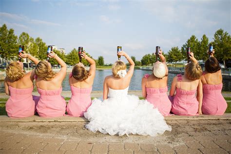 Funny Wedding Photos Bridesmaids - Funny PNG