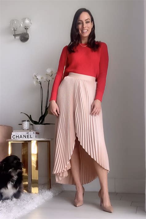 Pink & Red Outfit Ideas for Valentine’s Day - Sydne Style
