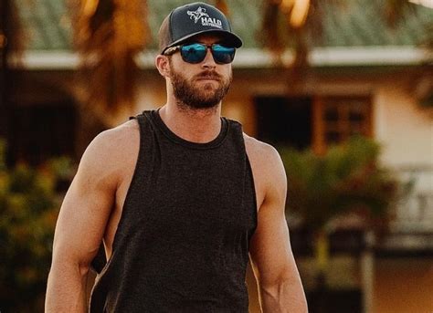 Riley Green Bio, Age, Height, Weight, Career, Songs, Net Worth