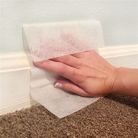 22 Uses for Dryer Sheets (That Aren't Laundry) | Taste of Home