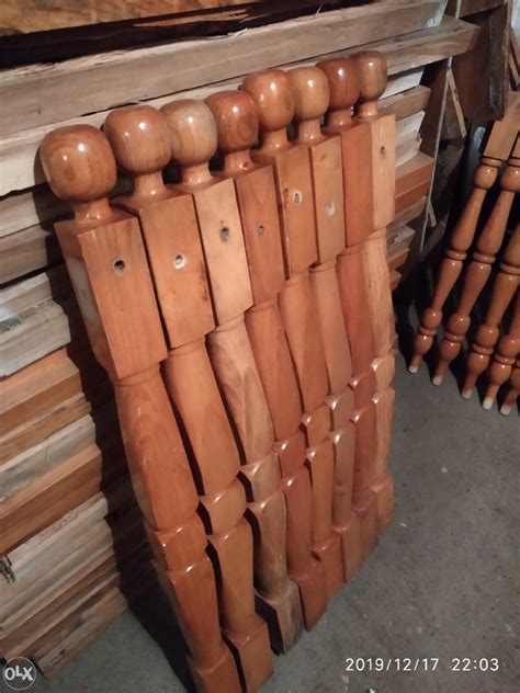 Drveni stubovi za stepeniste - Ostalo - OLX.ba