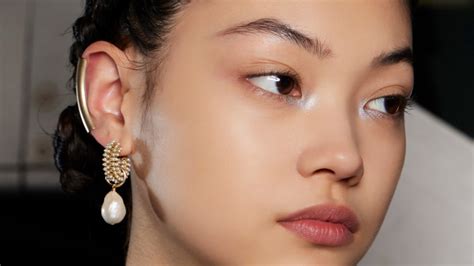 ultra lightweight gel eye cream