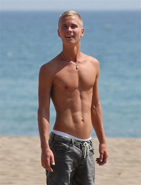Nude Beach Guys Exclusive Media Updates #732