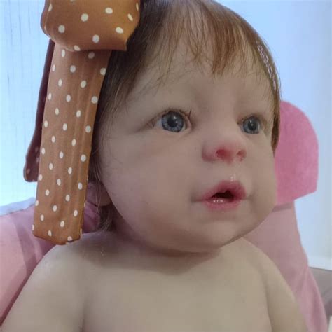 Bebê Reborn Silicone Sólido GiovannaBaby