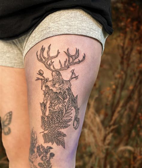30 Best Thigh Tattoo Ideas You Should Check
