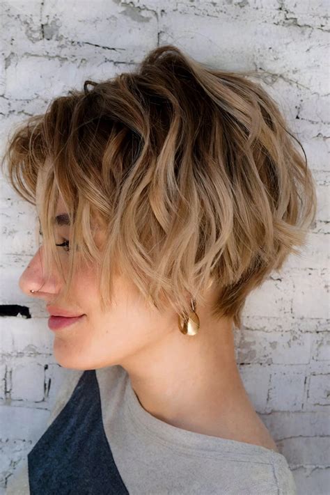 Wavy Bob Hairstyles 30 Different Ways To Style Bob Hair Wavy Bob