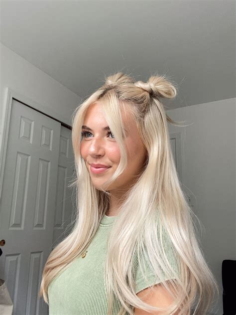 Cute Blonde Blow Job