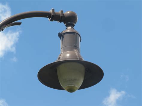 The Overhead Streetlights of the Local Streets Part 2: Clamshells and
