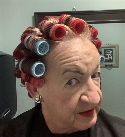 Pin de Hair em Hair Rollers