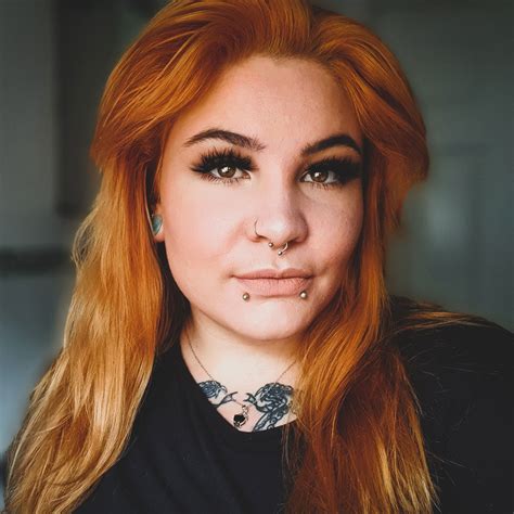 Introducing Forest Green:All You Need to Know About the Onlyfans Model