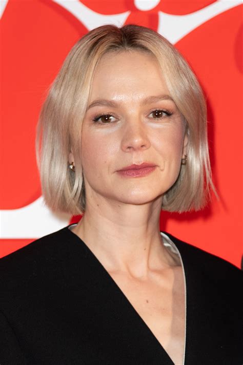 Carey Mulligan at Louis Vuitton Show at Paris Fashion Week in Paris 01 ...