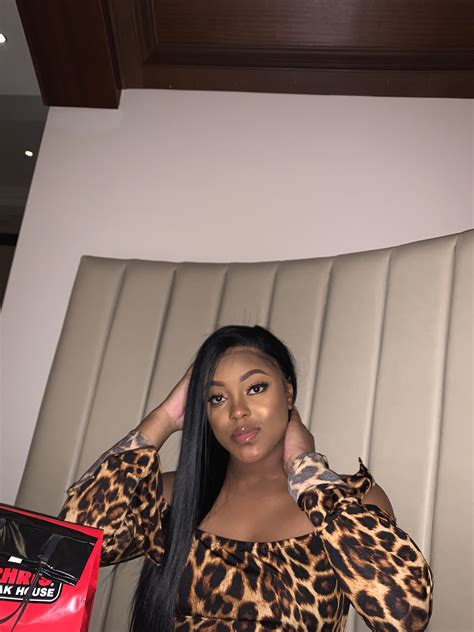 Diamond Jackson — Bio Site