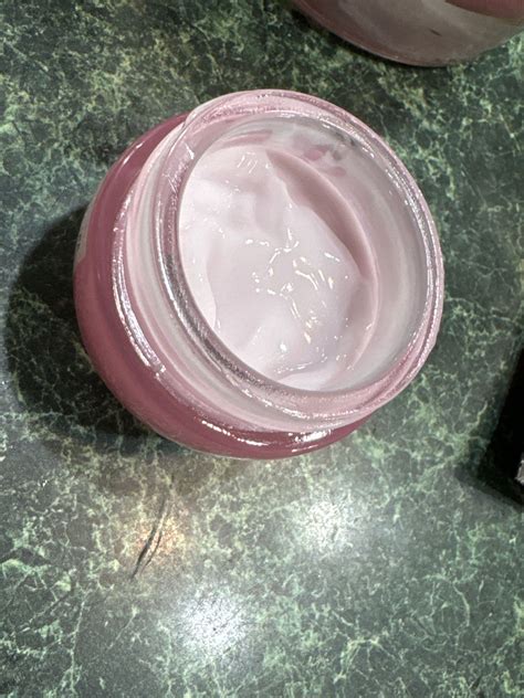 Plum Plump Hyaluronic Cream