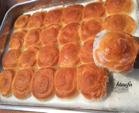 Panipopo: A Delicious Samoan Dessert