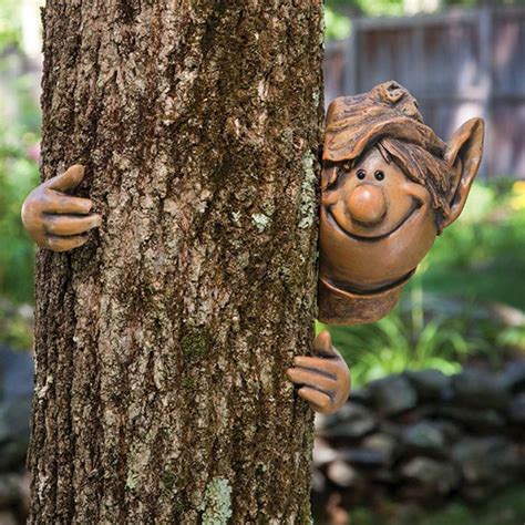 Garden Peeker Garden Art | Bits and Pieces