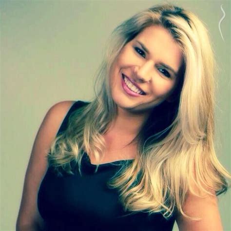 Hannah Benfield - EPORNER Gallery