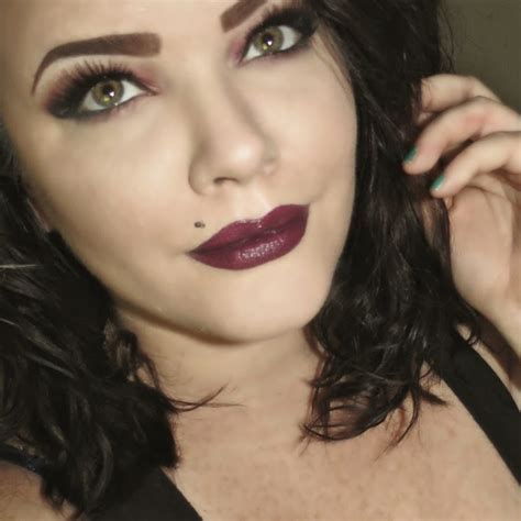 Amber Janelle (AmberJanellex3) - YouTube