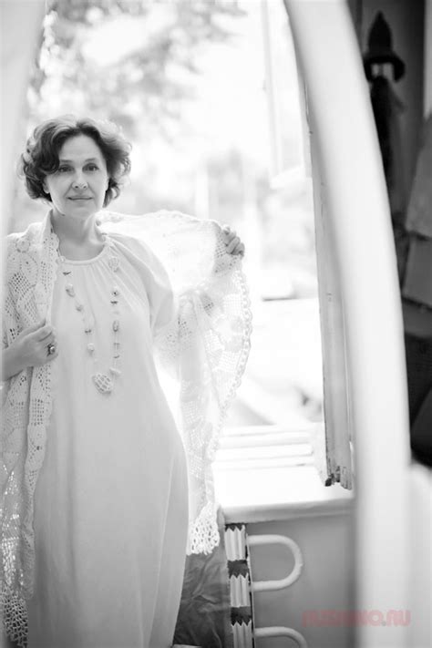 Елена Мельникова — биография, фильмография, фотографии актрисы
