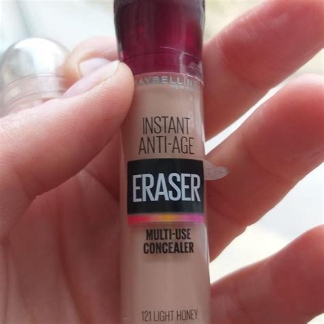 Maybelline New York Instant Anti-Age Eraser Multi-Use Concealer 1 Light ...