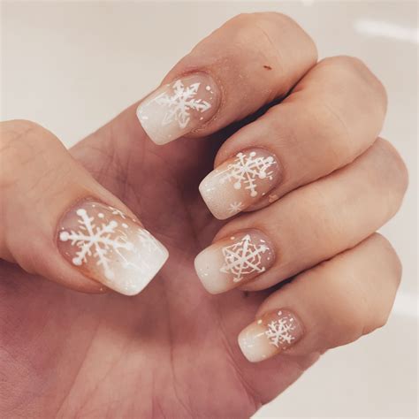 Incredible Winter Nail Designs Short Ideas - clowncoloringpages