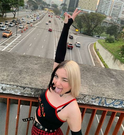 Belle Belinha Dando O Cu