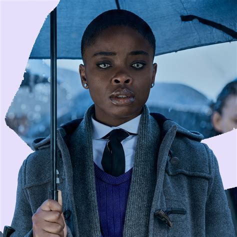 Alicia Silverstone Is Latest Celeb To Go Nude For PETA | Glamour UK