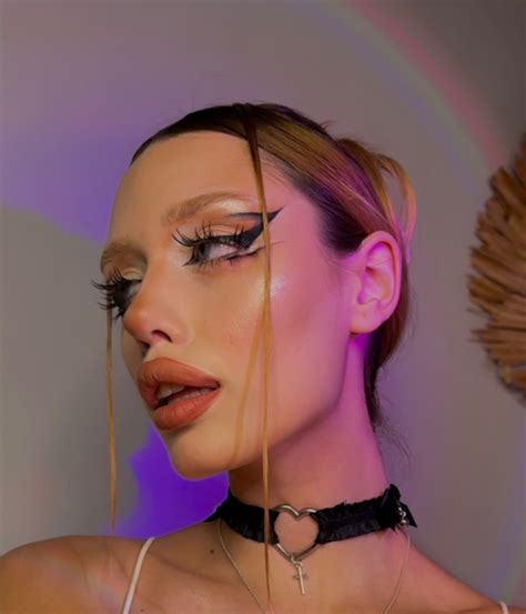ASYA BUNNY⚡️ OnlyFans Account - asyabunny