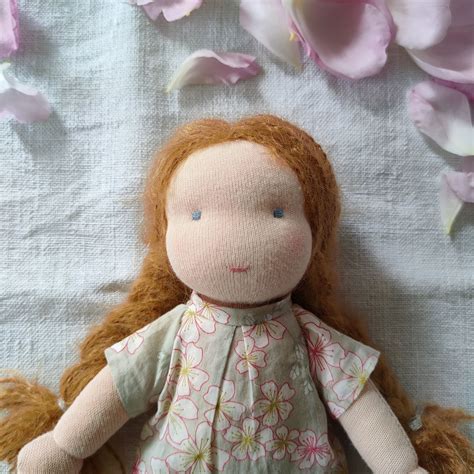 Une mini poupée chez Pique & Colegram...