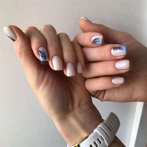 Скорее к мастеру: 25 красивых идей маникюра на март 2021 | Manicure ...