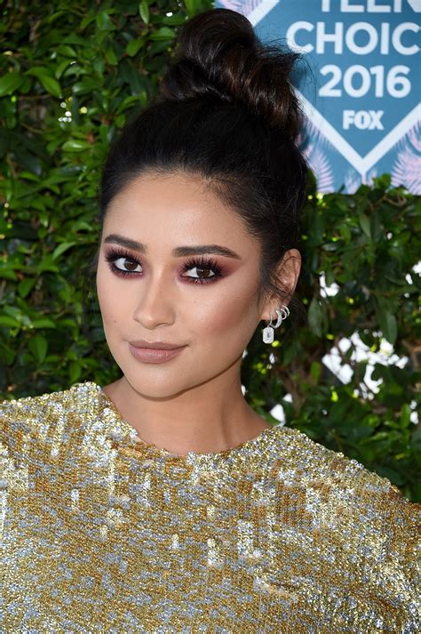 The Beauty Evolution of Shay Mitchell: From Pretty Little Liar to Pret