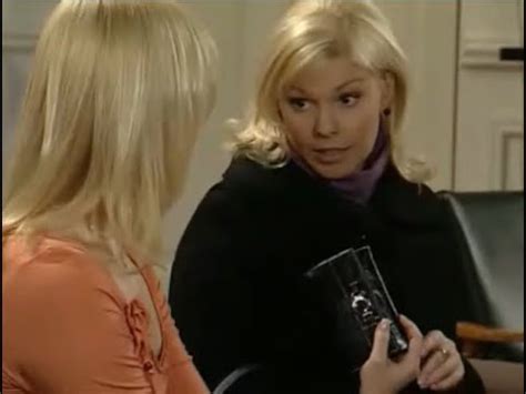 Salkkarit - Isabella yrittää lahjoa Peppiä aborttiin (2009) (Isabella ...