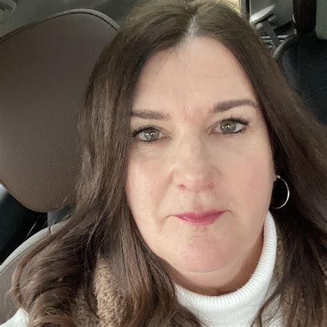 Stacy Marie - Peach picking with my crew 🍑💕 Sticky hands,... | Facebook