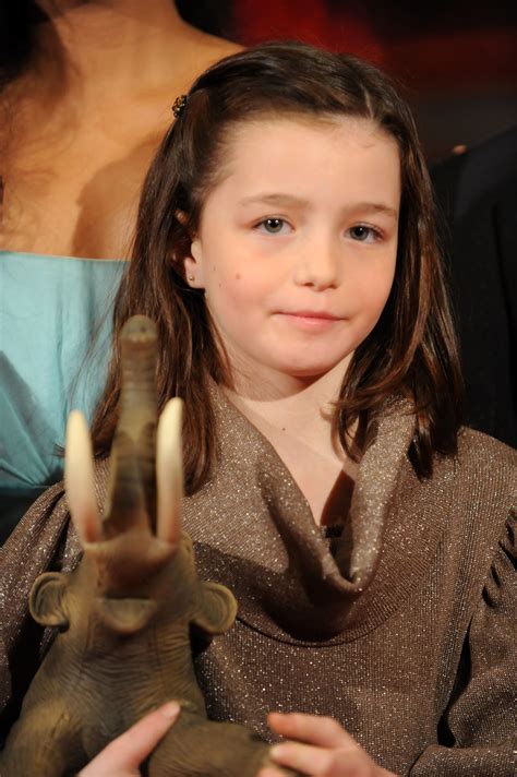 Former Child Actor Dead at 24: Family of Sophie Nyweide Confirms Her ...