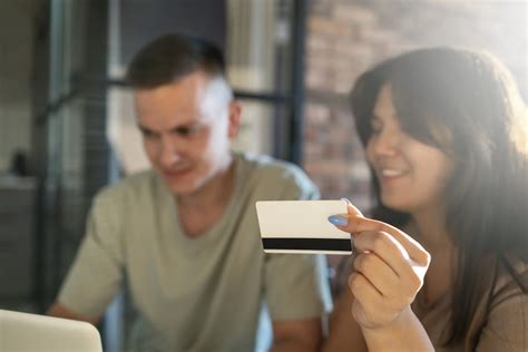 Top Reward Credit Cards in the World’s Largest Economy | TotalNEWS