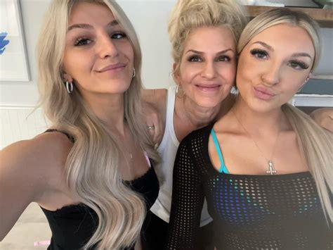 Nikki Dalessandro Tits