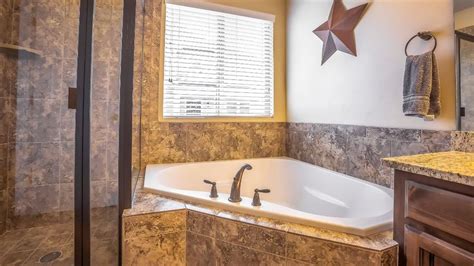 freestanding  built  bathtubs choosing   tub