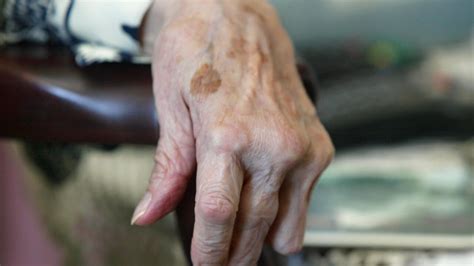 France records growing number of supercentenarians
