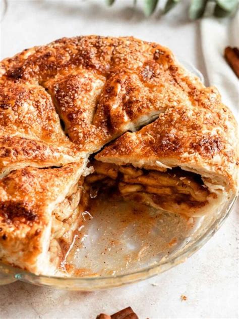 Apple Pie With Puff Pastry - Rich And Delish