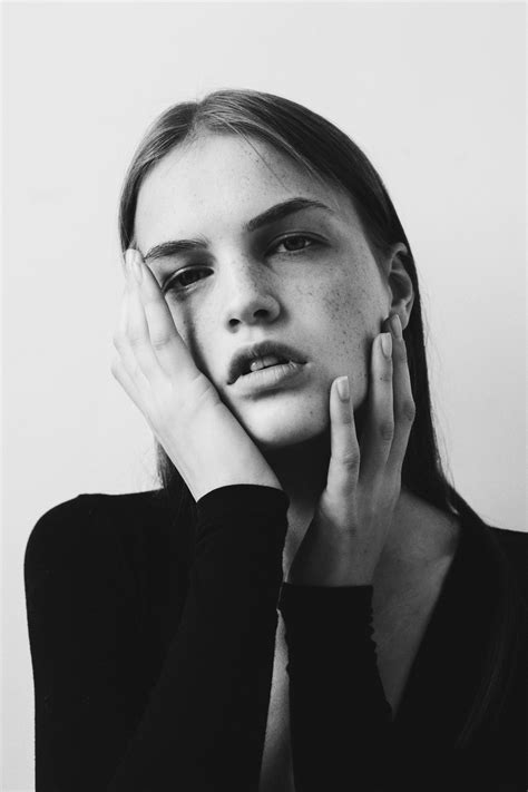 Hannah Lehrian Naked: The Untold Story Behind The Controversy