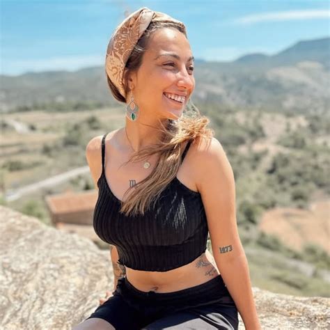 maria andreu atimmariia  threads