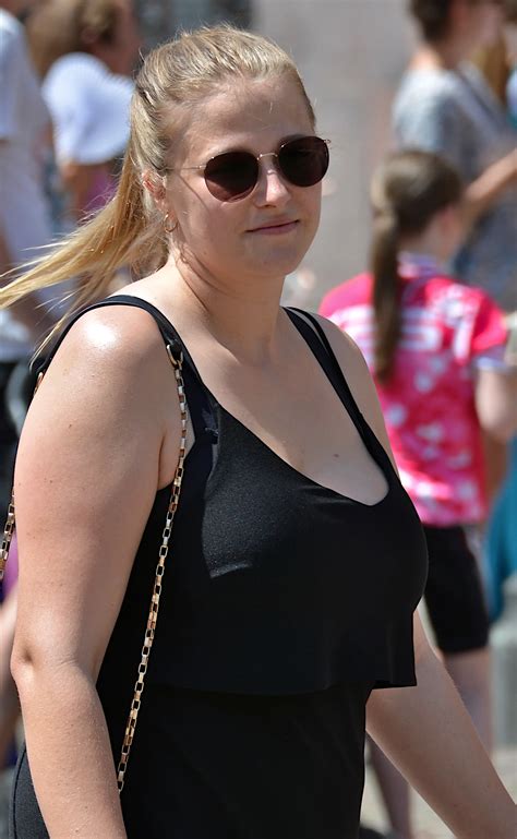 Discover more like GirlsForEveryday: Busty Blond and Related Content